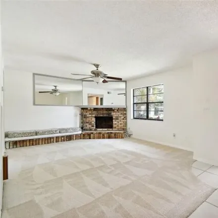 Image 5 - 1398 Abbey Crescent Lane, Clearwater, FL 33759, USA - Townhouse for sale