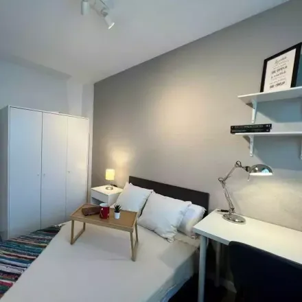 Rent this studio room on Madrid in Calle de Illescas, 105