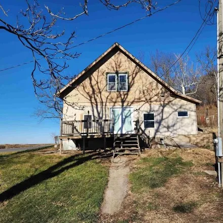 Buy this 3 bed house on 399 North County Road 500 in Hancock County, IL 62373
