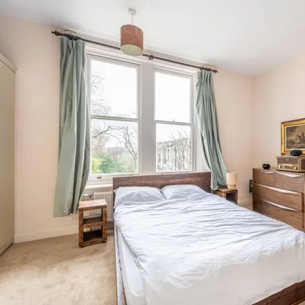 Image 3 - 176 Holland Road, London, W14 8AH, United Kingdom - Apartment for rent