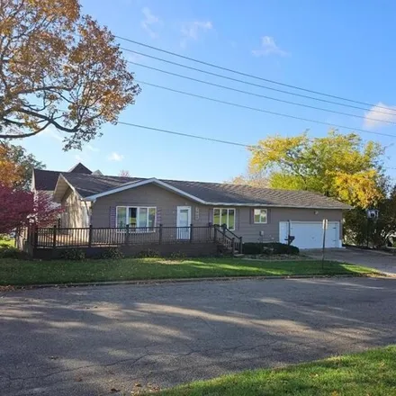 Buy this 3 bed house on 1089 16th Street in Belle Plaine, IA 52208