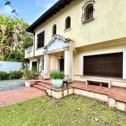 Rent this 4 bed house on Presidente Quintana 955 in Partido de San Isidro, B1640 AOD Acassuso