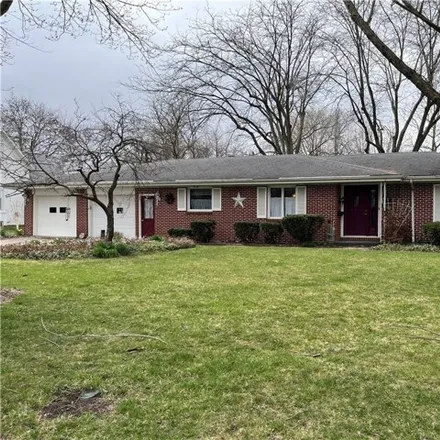 Buy this 2 bed house on 772 North Cherry Street in Paulding, OH 45879
