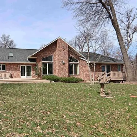 Image 2 - 7116 West Thornapple Drive, Center, WI 53548, USA - House for sale