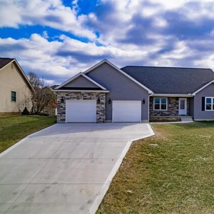Buy this 3 bed house on 72 Stone Trace Drive in Chillicothe, OH 45601