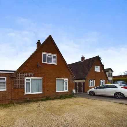 Buy this 4 bed house on Oxstalls in Oxstalls Way, Gloucester