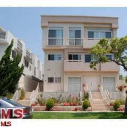 Rent this 3 bed house on 923 Euclid Street in Santa Monica, CA 90403