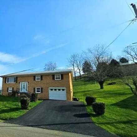 Buy this 4 bed house on Clover Road in Honaker, Russell County