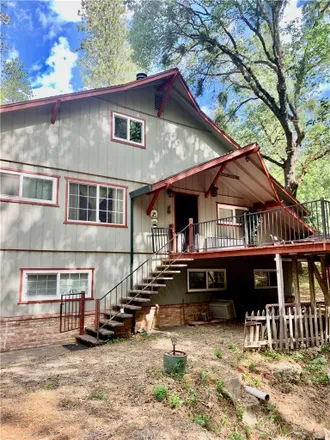 Buy this 3 bed loft on 458 Cohasset Road in Chico, CA 95926