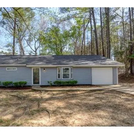 Buy this 3 bed house on 2776 52nd Place in Meridian, MS 39307