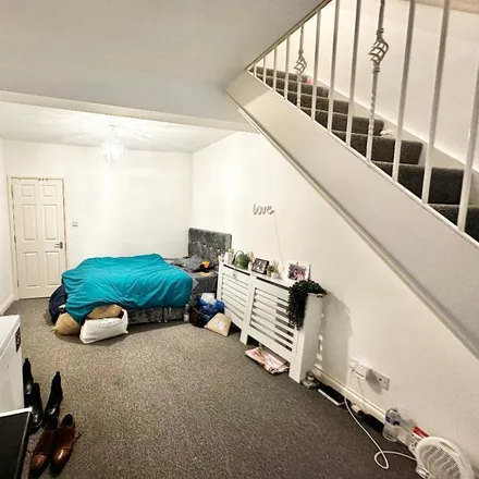 Rent this 1 bed apartment on Buxton Road in Luton, LU1 1RE