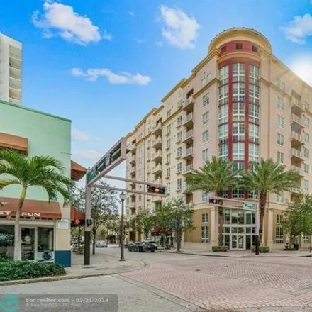 Rent this 1 bed condo on 423 Fern Street in West Palm Beach, FL 33401