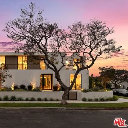 Image 1 - 3041 Mountain View Ave, Los Angeles, California, 90066 - House for sale