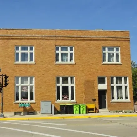 Image 7 - Mayville Public Library, William Street, Mayville, Kekoskee, WI 53050, USA - Apartment for sale