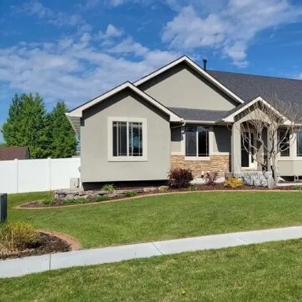 Buy this 6 bed house on 584 South Heath Lane in Bonneville County, ID 83401