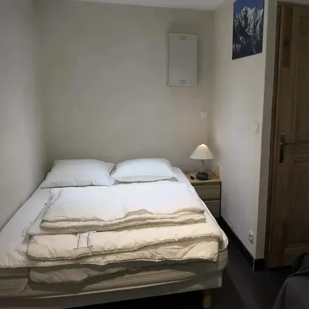 Rent this 2 bed apartment on Saint-Gervais-les-Bains in Rue du Mont Lachat, 74170 Saint-Gervais-les-Bains