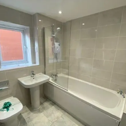 Image 7 - Williamthorpe Road, Williamthorpe, S42 5NN, United Kingdom - Apartment for rent