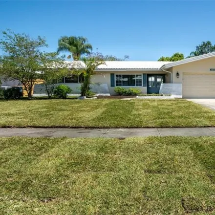 Image 2 - 2060 Coronet Lane, Clearwater, FL 33764, USA - House for sale