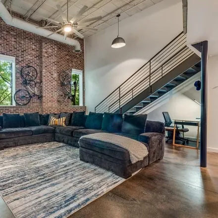 Buy this 1 bed loft on 428 Woodward Avenue Southeast in Atlanta, GA 30312