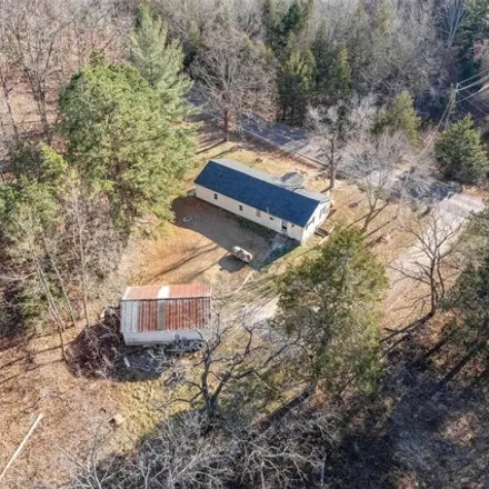Image 9 - 19701 Old Route C, Washington County, MO 63622, USA - House for sale