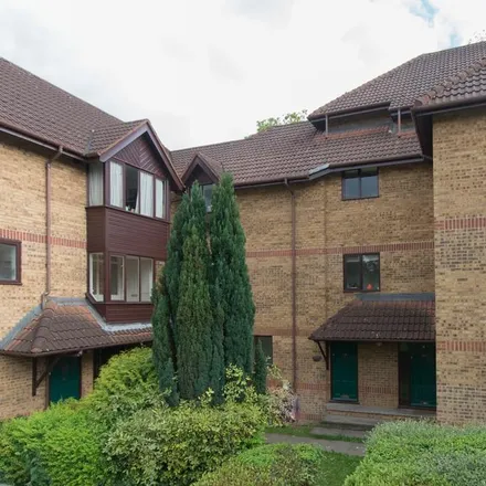 Rent this studio apartment on 89-105 Linwood Close in London, SE5 8UX