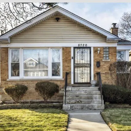 Buy this 3 bed house on 8720 South Euclid Avenue in Chicago, IL 60617