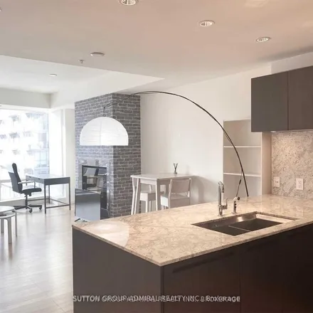 Image 2 - Shangri-La, 188 University Avenue, Old Toronto, ON M5H 3B3, Canada - Apartment for rent