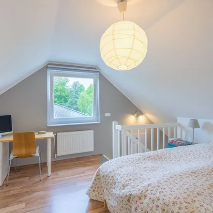 Rent this 2 bed apartment on Kielmannseggstraße 55a in 22043 Hamburg, Germany