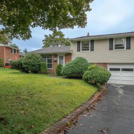 Buy this 3 bed house on 326 Candlewood Road in Marple Township, PA 19008