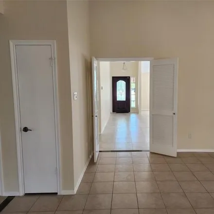 Image 3 - 4849 Northfork Drive, Pearland, TX 77584, USA - House for sale