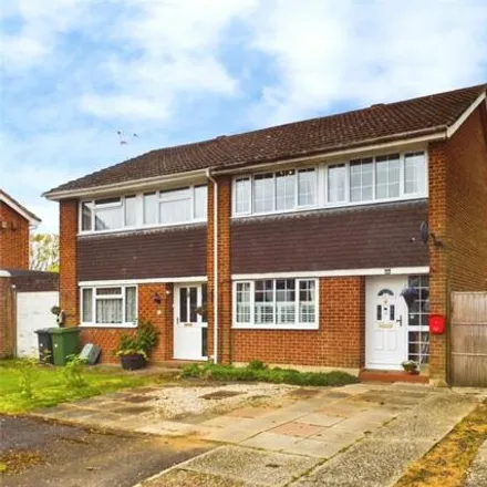 Buy this 3 bed duplex on Pinehurst in Tadley, RG26 3AP