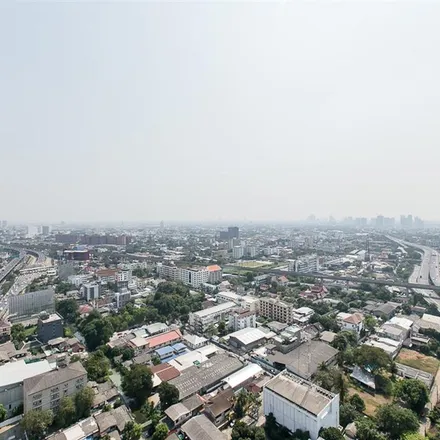 Image 4 - The Base Rama 9, Sirat Expressway, Bang Kapi District, Bangkok 10241, Thailand - Apartment for rent