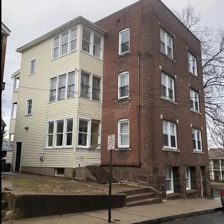 Rent this 2 bed apartment on 29 Green Street in Middletown, CT 06457