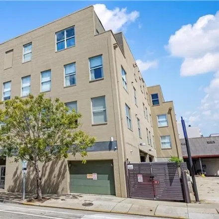 Buy this 1 bed condo on 758 Baronne Street in New Orleans, LA 70139