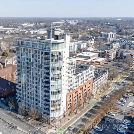 Buy this 1 bed condo on Courtside Condominiums in 505 East 6th Street, Charlotte