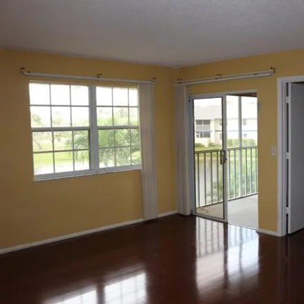 Image 2 - 1558 Southeast Royal Green Circle, Port Saint Lucie, FL 34952, USA - Condo for rent