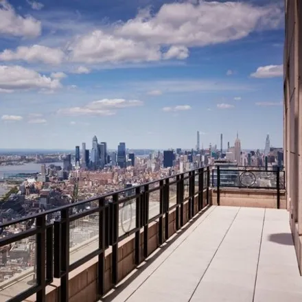 Image 5 - Four Seasons New York Downtown Hotel & Residences, 30 Park Place, New York, NY 10007, USA - Condo for sale