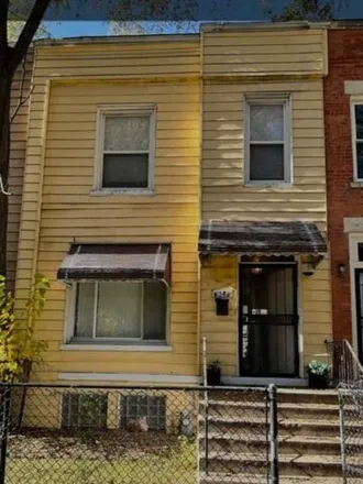 Buy this 4 bed house on 6704 South Parnell Avenue in Chicago, IL 60621