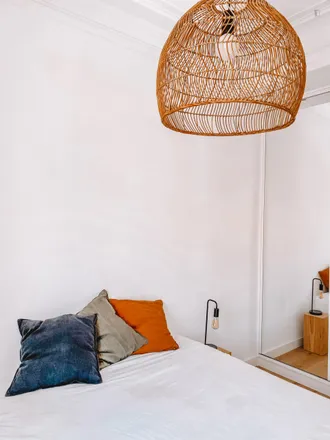 Rent this 2 bed apartment on Rua Falcão Trigoso in 1600-093 Lisbon, Portugal