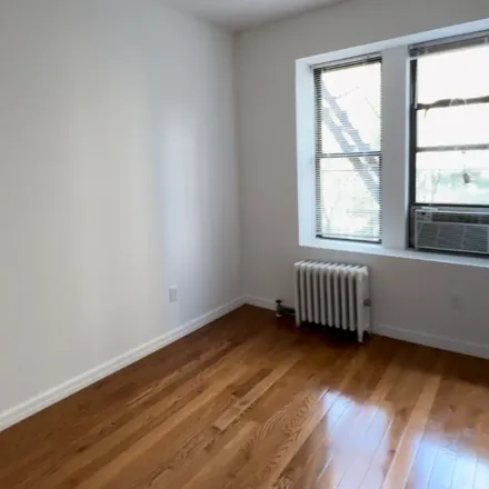 Image 6 - Knickerbocker Cleaners, 430 East 72nd Street, New York, NY 10021, USA - Apartment for rent