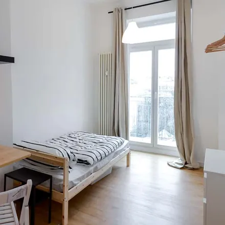 Rent this 5 bed room on Einsteinstraße 46 in 81675 Munich, Germany
