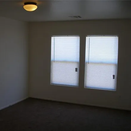 Image 9 - 4233 English Walnut Court, Clark County, NV 89115, USA - House for rent