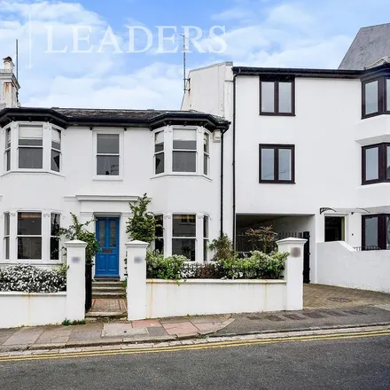 Rent this 4 bed house on 7 Clifton Hill in Brighton, BN1 3HL
