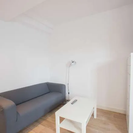 Image 5 - Carrer del Duc de Gaeta, 10, 46022 Valencia, Spain - Apartment for rent