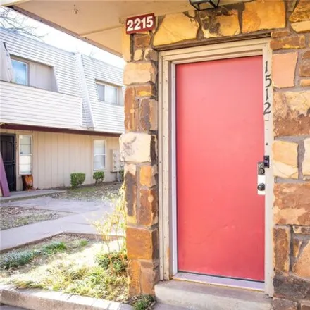 Image 3 - 2204 East 67th Street, Tulsa, OK 74136, USA - Condo for sale