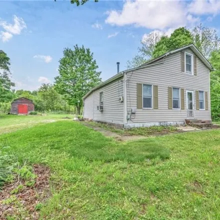 Buy this 2 bed house on 51476 North Ridge Road in Brownhelm Township, OH 44089