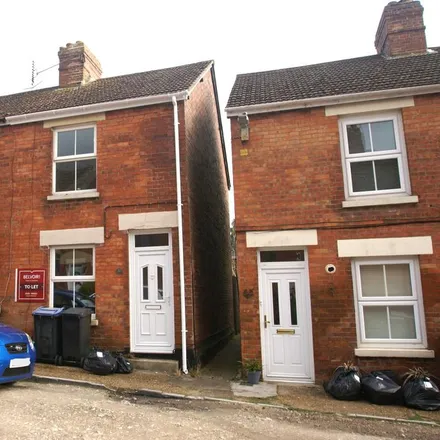 Image 1 - Bell Street, Ludgershall, SP11 9NU, United Kingdom - Townhouse for rent