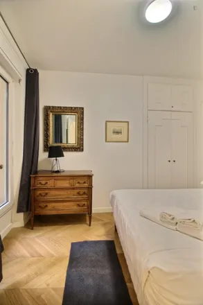 Image 4 - 260 Rue Saint-Honoré, 75001 Paris, France - Apartment for rent