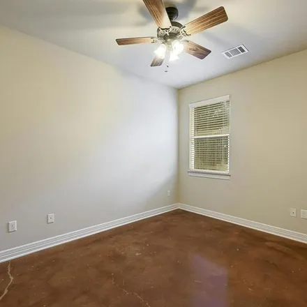 Image 7 - 200 South Meadowlark Street, Travis County, TX 78734, USA - Apartment for rent