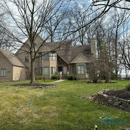 Image 3 - Edinborough Circle, Perrysburg, OH 43537, USA - House for sale